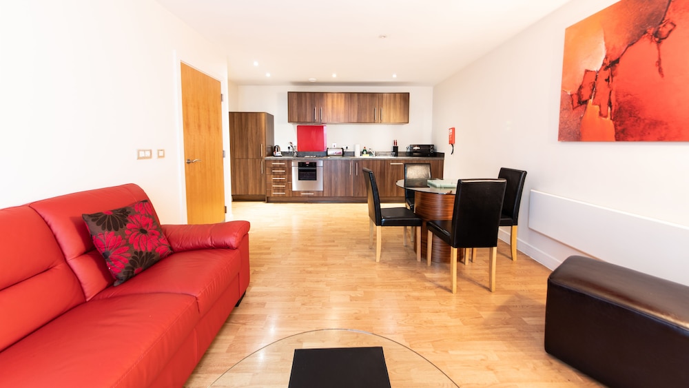 The Spires Serviced Apartments Birmingham 30/36