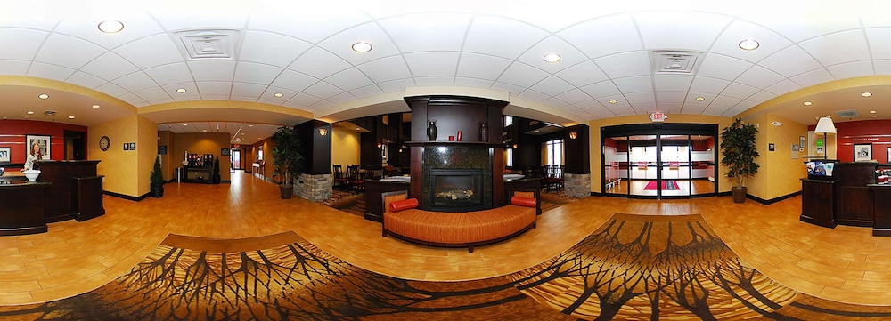 Hampton Inn & Suites Casper 25/34