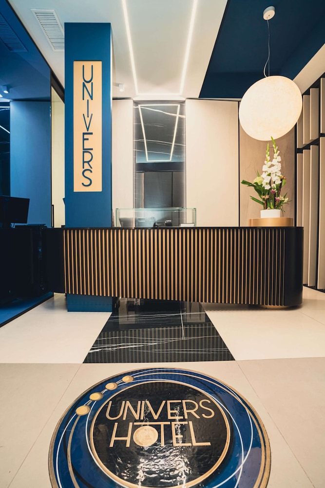 Hotel Univers 38/50
