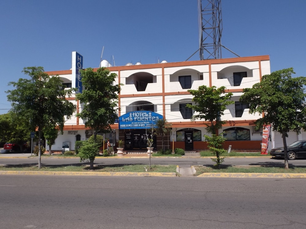 Hotel Las Fuentes 6/64