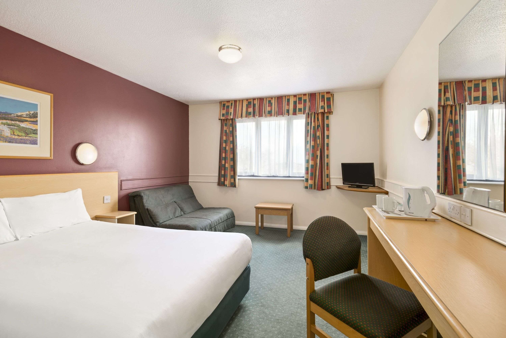 ROOM, DOUBLE BED