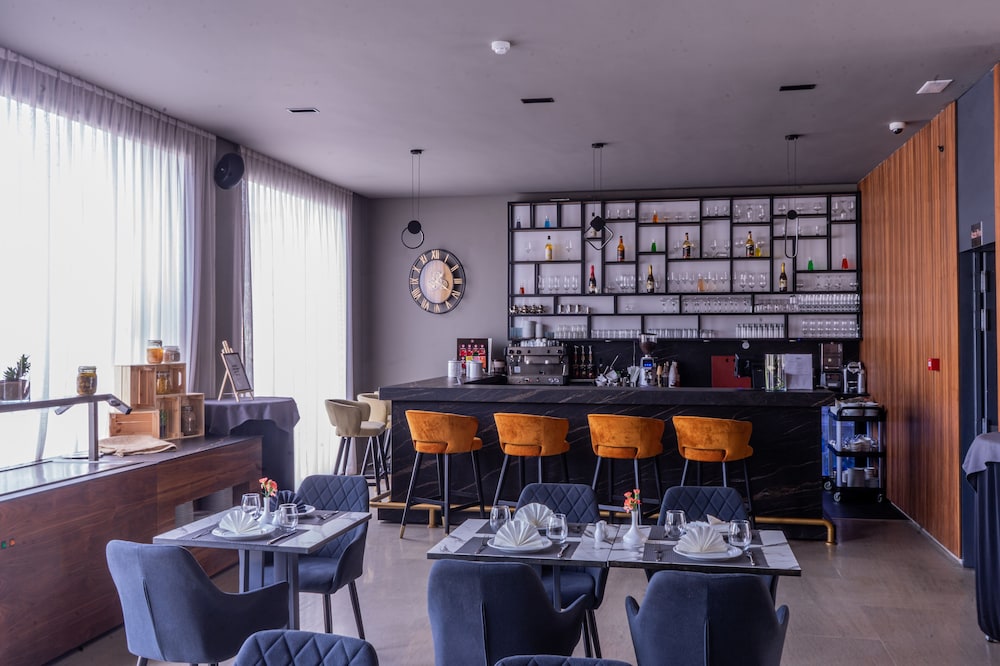 Urban Hotel and Spa 25/33