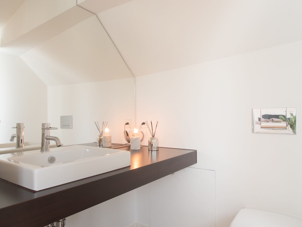 Airhome Limmatquai River View Apartment 38/38