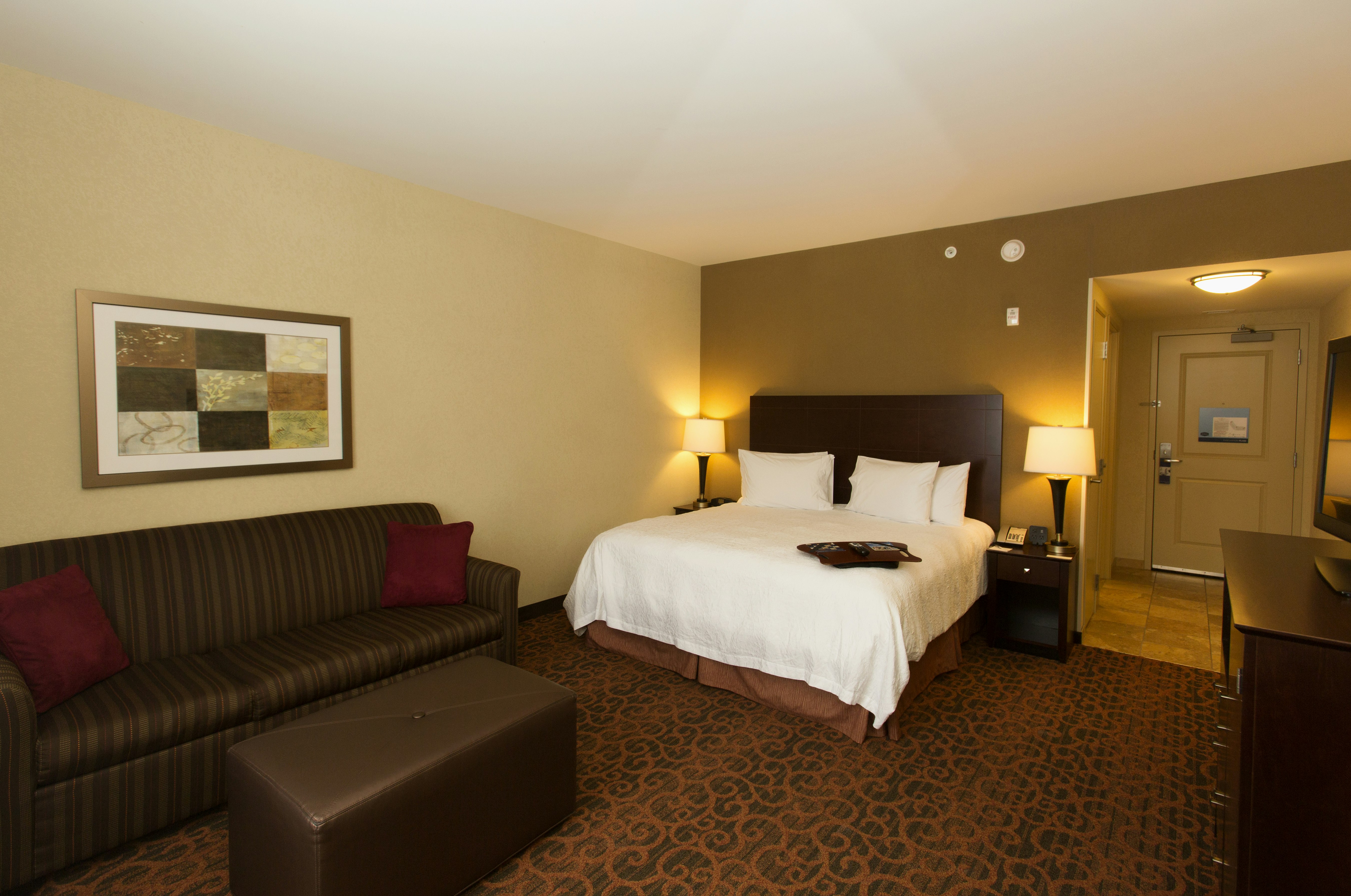 Room, King Bed, with View, Sofa