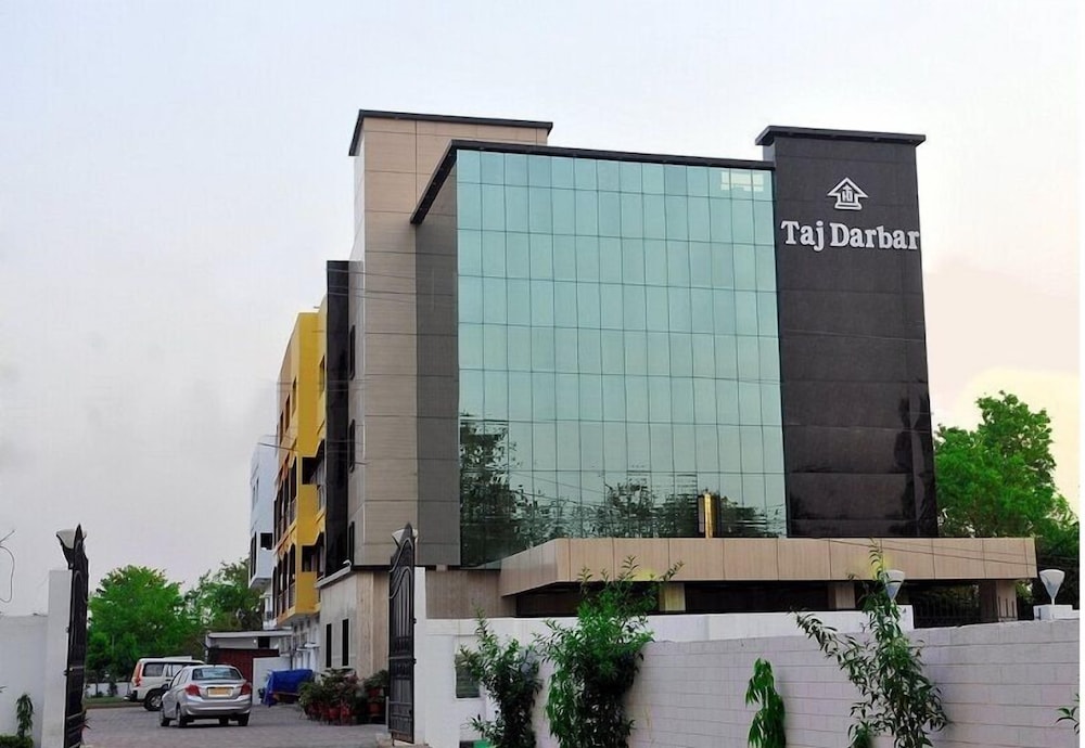 Hotel Taj Darbar 1/45