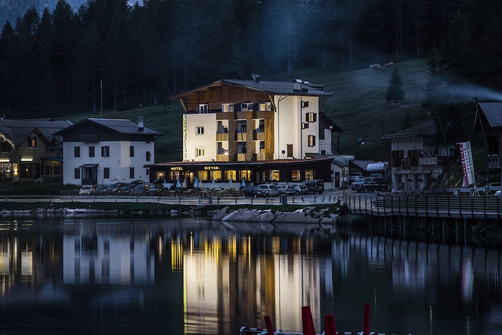 HOTEL SORAPISS 9/65