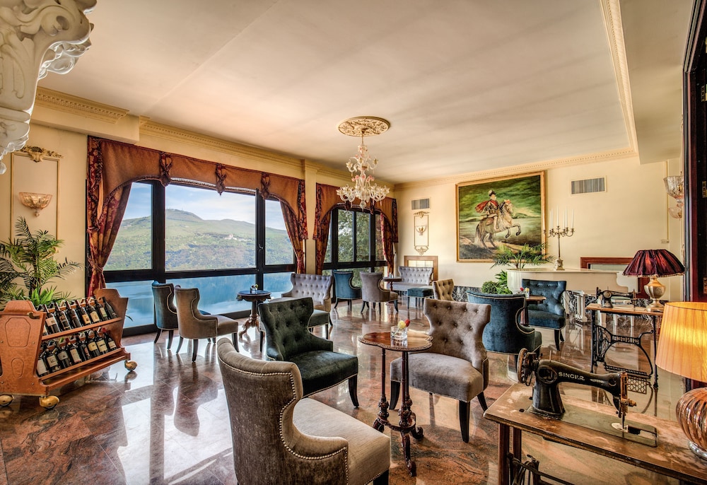Hotel Castel Vecchio 28/48