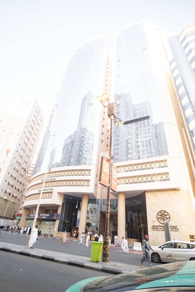 Emaar Grand Hotel 4/49