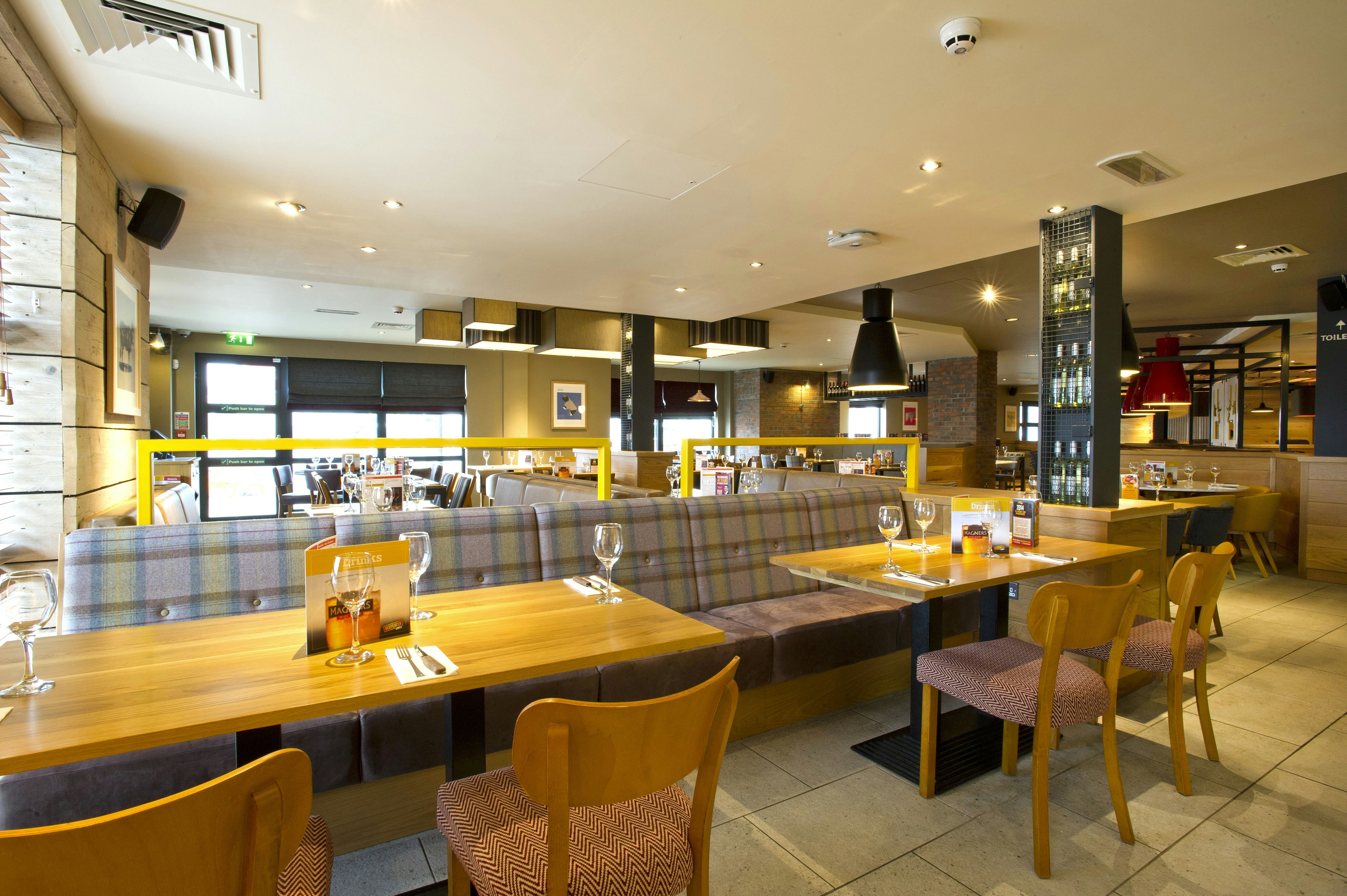 Premier Inn Stirling City Centre 28/37