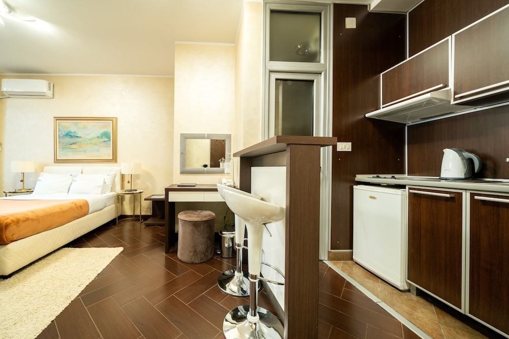 Alexandar Lux Hotel 49/50
