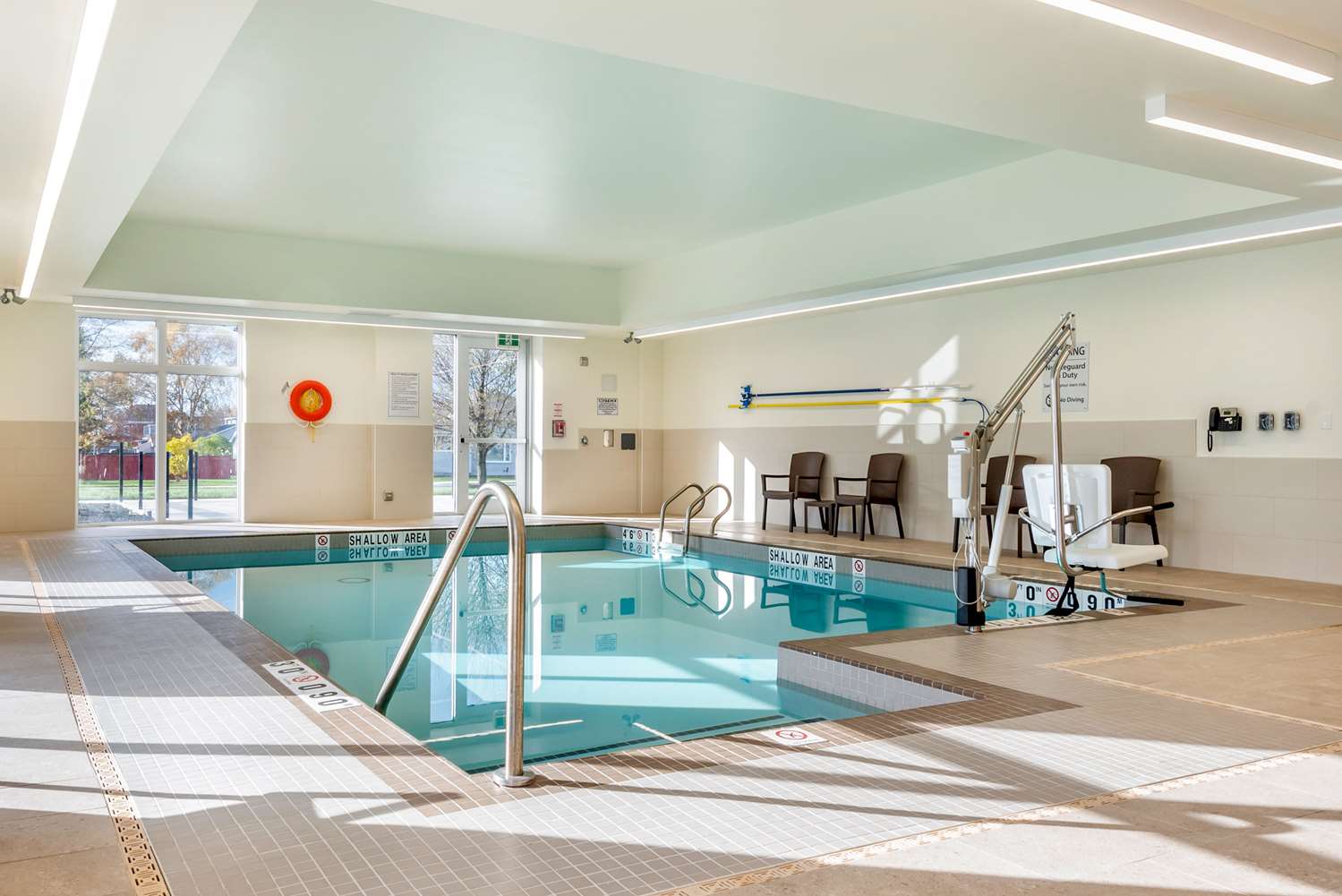 Comfort Inn & Suites Goderich, ON 3/10