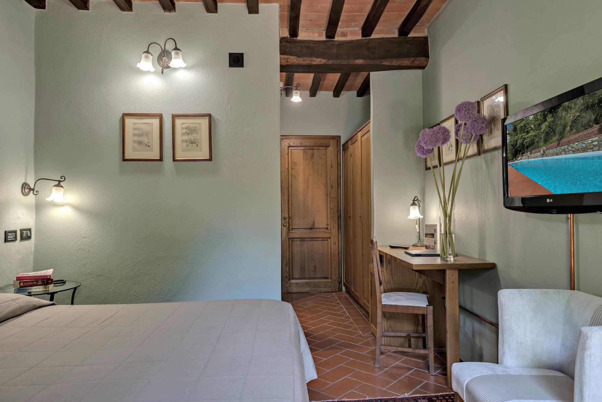 rooms