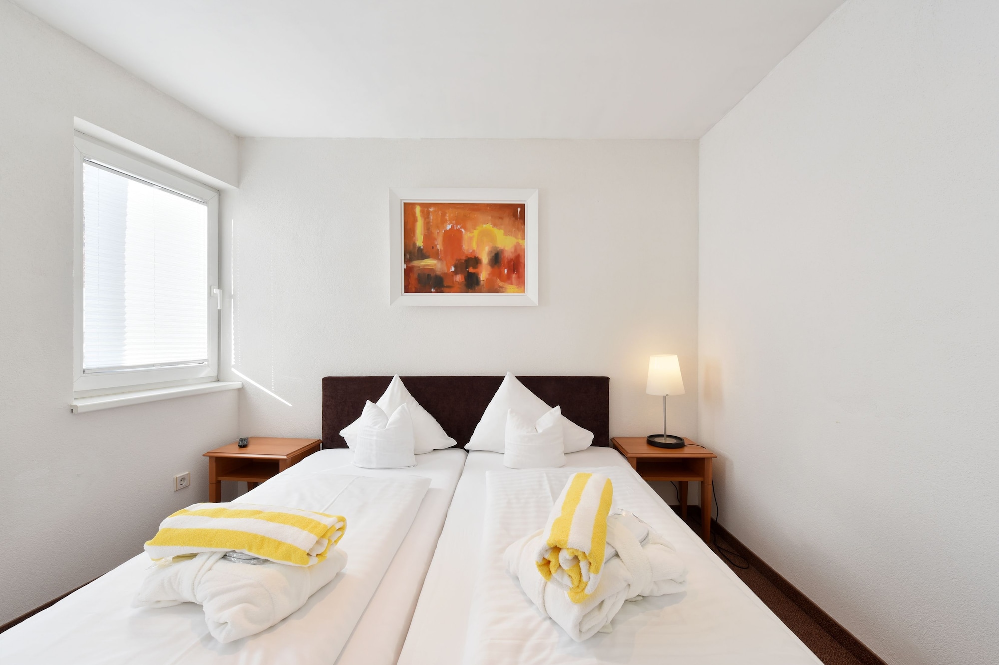 DELUXE, SUITE, BALCONY