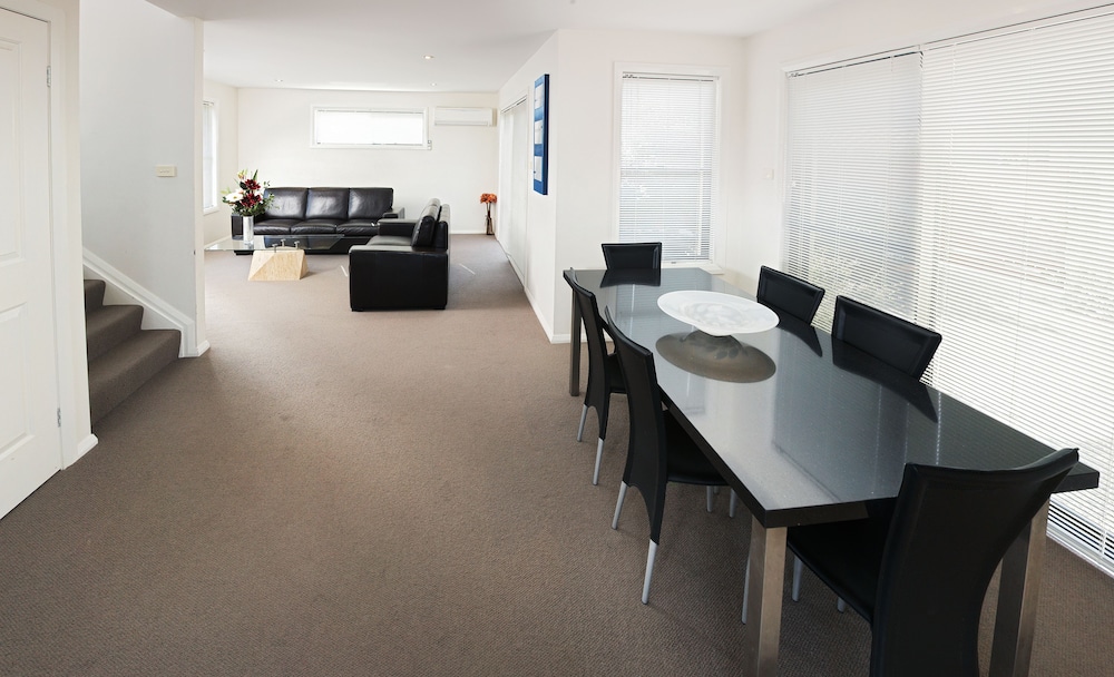Charlestown Terrace 26/34