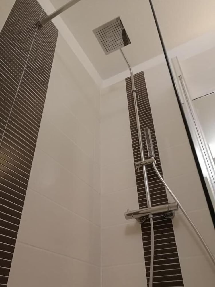 Hotel des Etats Unis 19/36