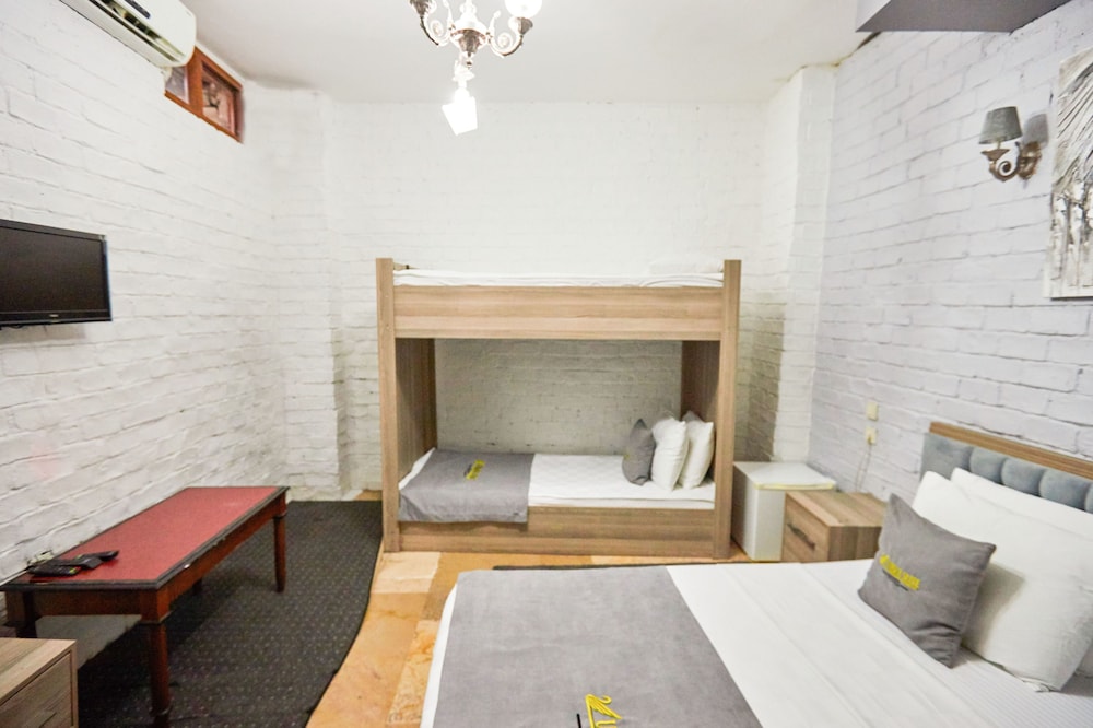 TAKSIM UNIQUE SUITES 21/73
