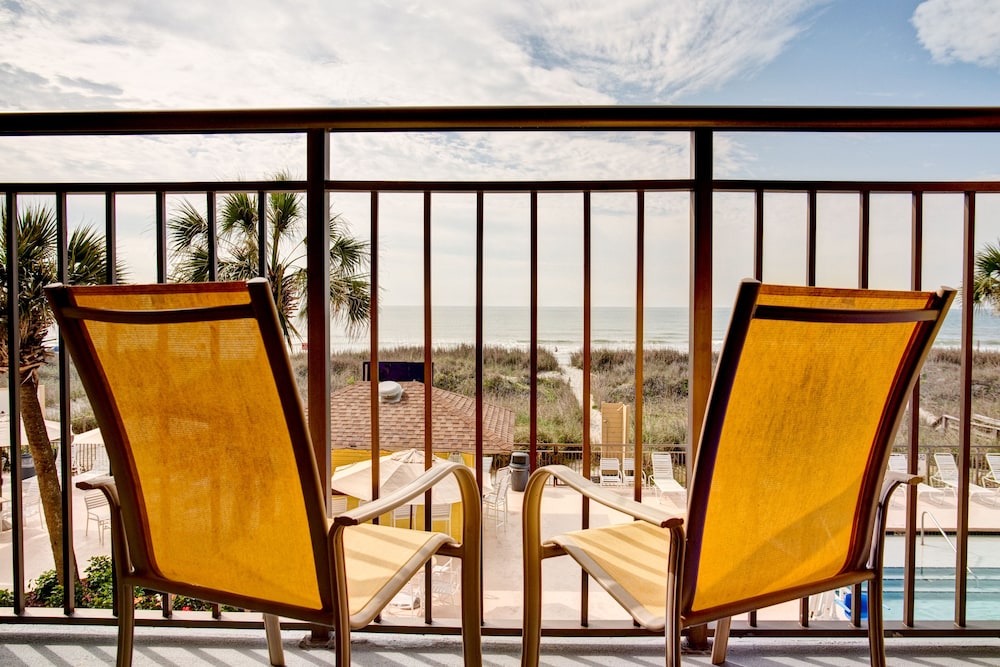 Best Western Ocean Sands Beach Resort 30/35
