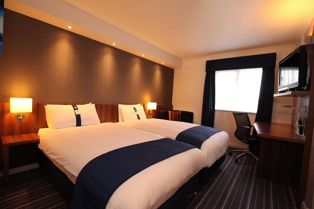 HOLIDAY INN EXPRESS YORK 25/72