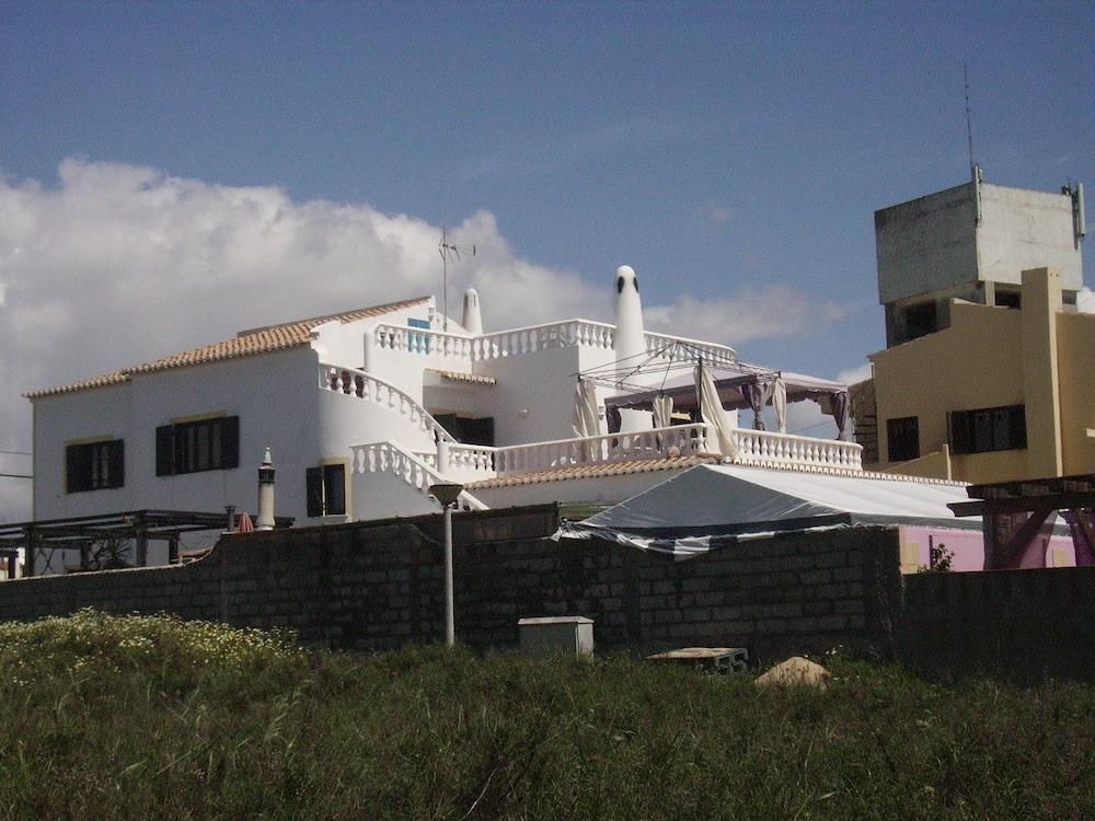 Ocean View Lagos 57/72