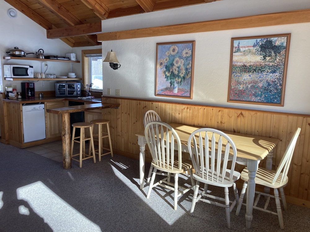 River Run Inn 58/77