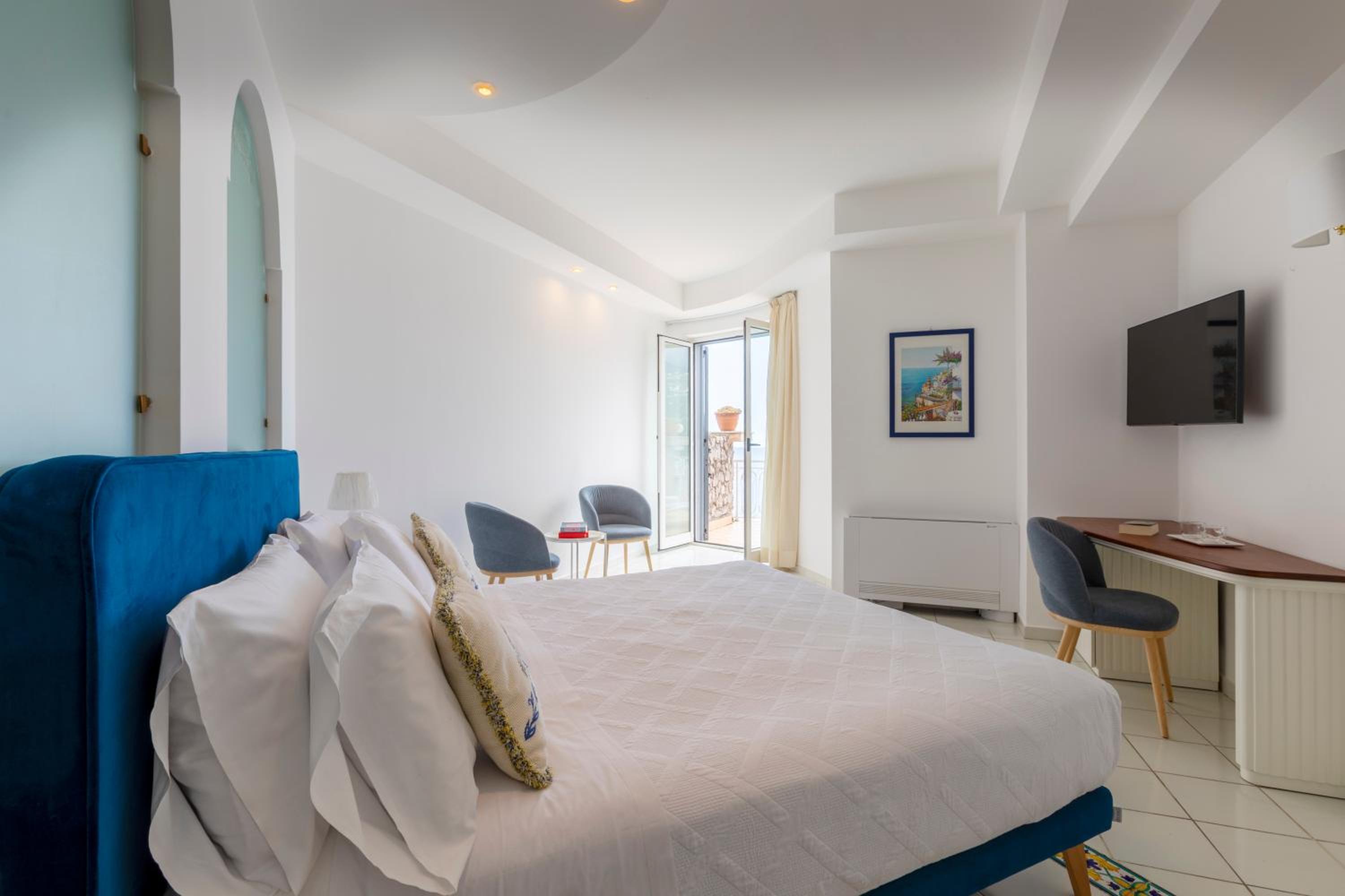 Junior Suite, Double Bed, Balcony