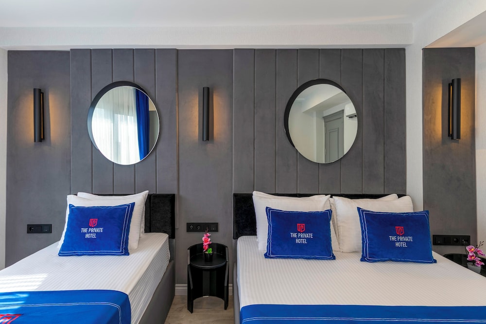 The Private Airport Hotel 40/50