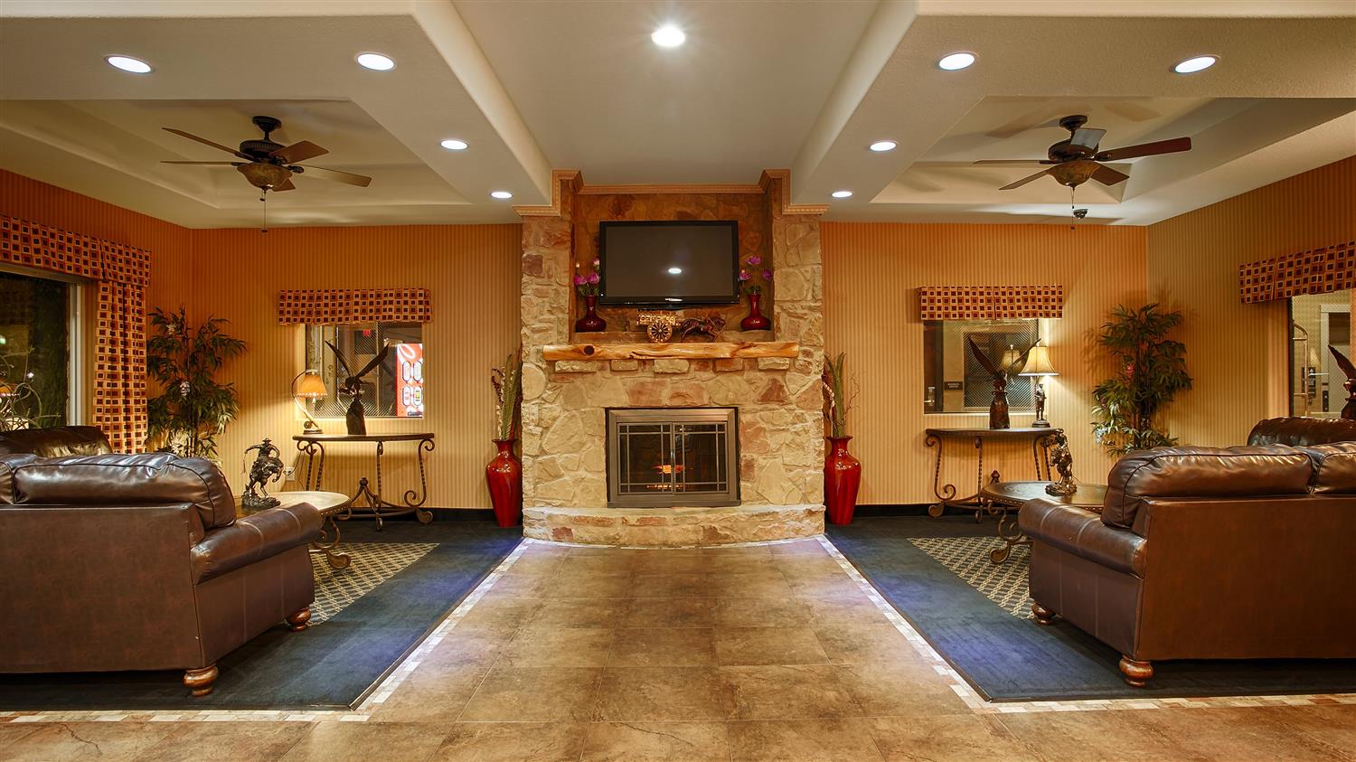Blanco River Hotel Ex Blanco Luxury Inn Suites 37/59
