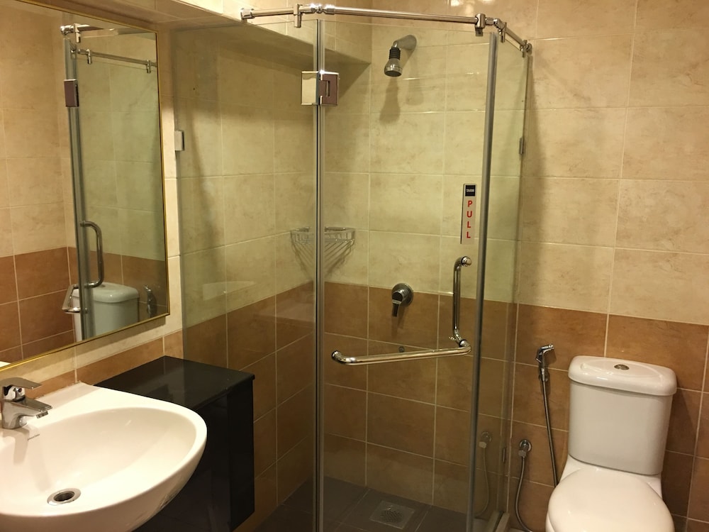 Hotel Lintas Plaza 11/39