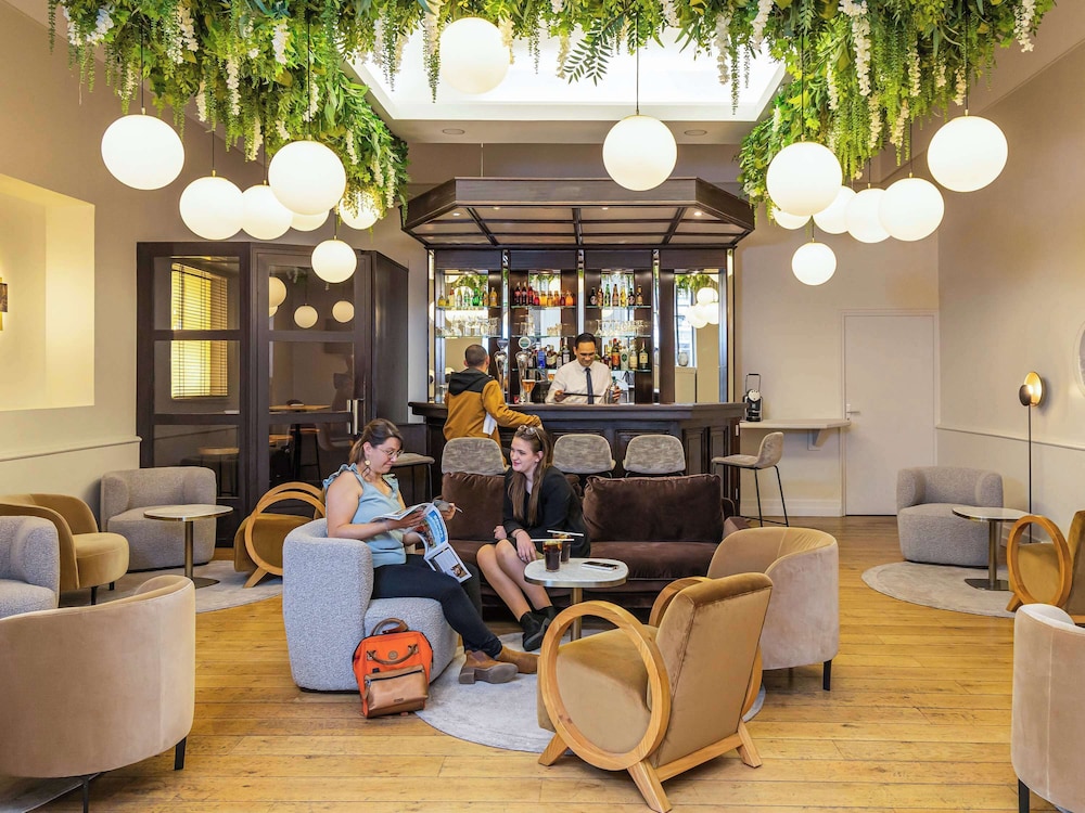 Mercure Lille Roubaix Grand Hotel 48/72