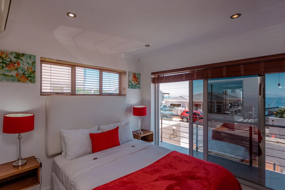 Sea Star Lodge 5/45