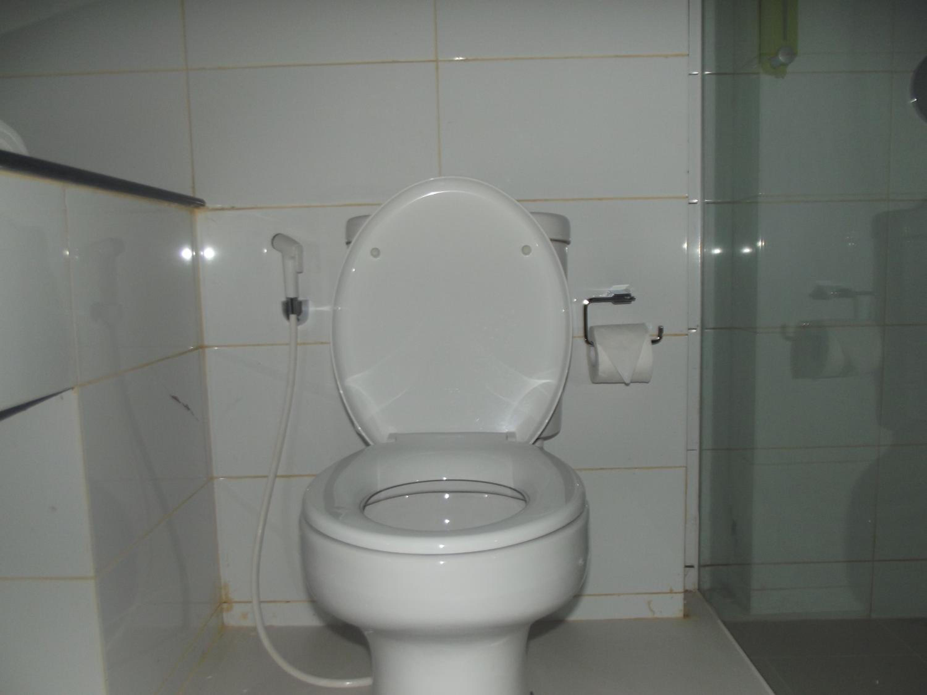 L Bajo Hotel 34/37