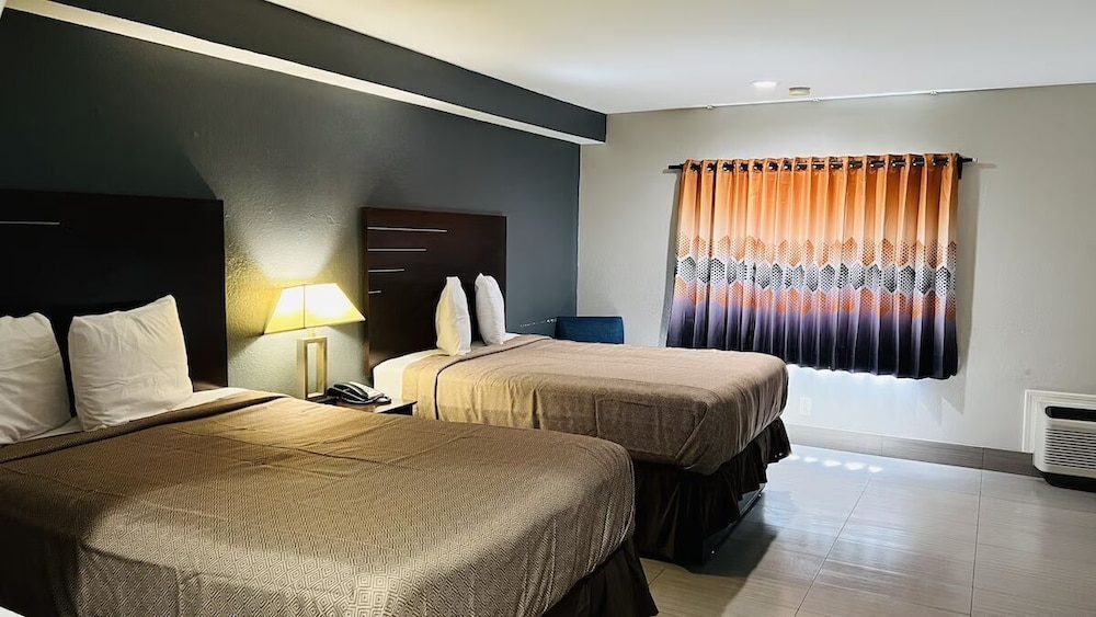 Regency Inn & Suites Houston East I 10 21/52