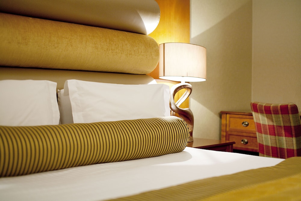 Carlton George Hotel 15/72