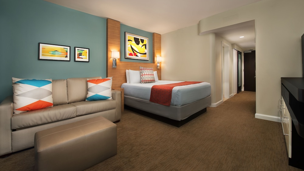 Bay Lake Tower at Disneys Contemporary Resort 14/39