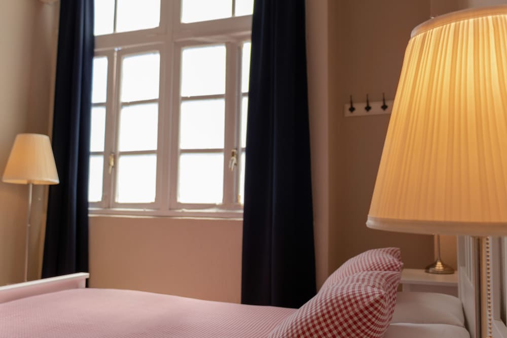 B&B Hi Valencia Canovas 40/60