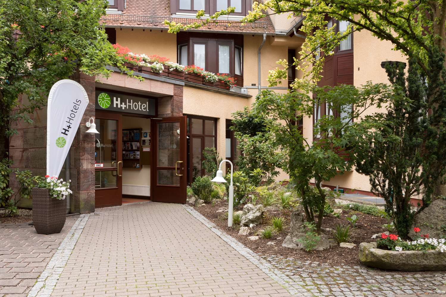 H Hotel Nuremberg Ex Ramada Landhotel 2/59