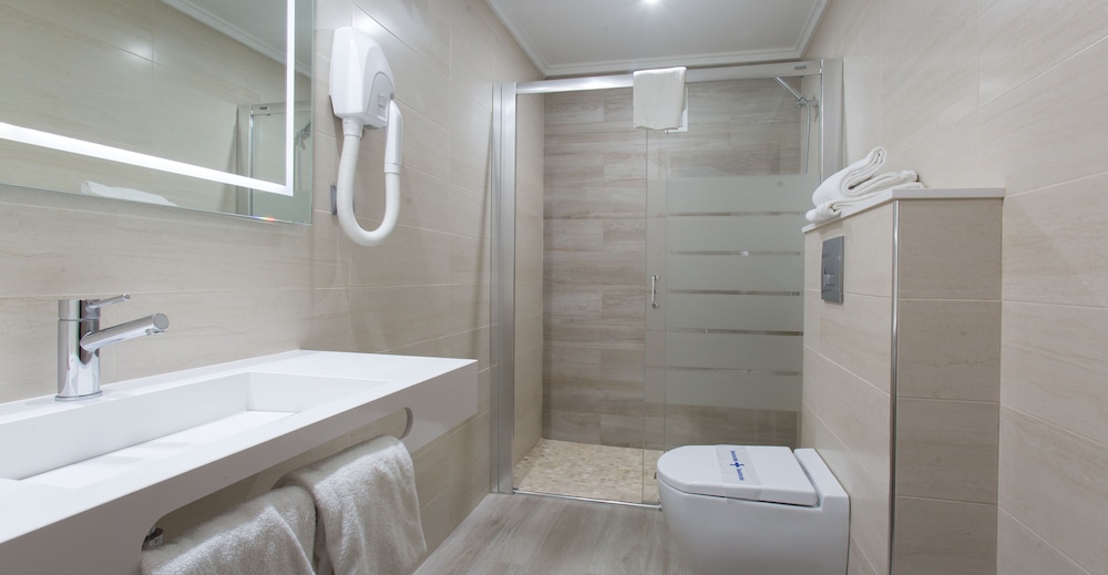 Olympia Hotel Ronda II 63/66