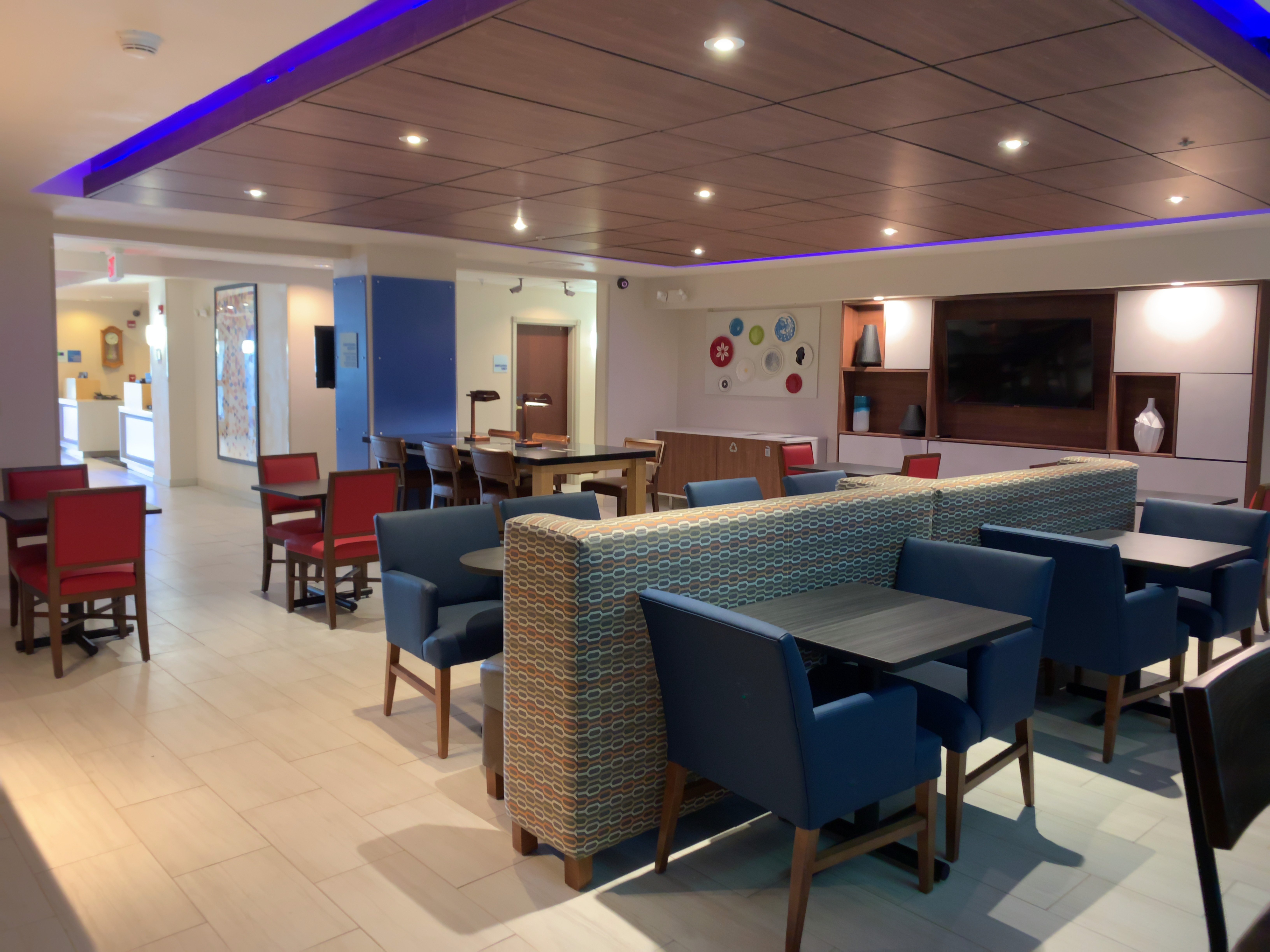 Holiday Inn Express And Suites Exmore Eastern Shore 48/54