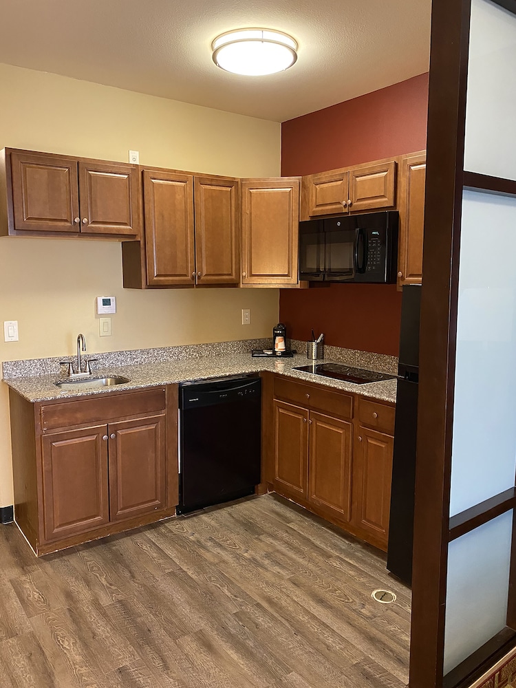 Comfort Suites At Lake Worth 9/47