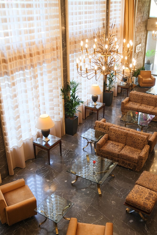 Ilisia Hotel 47/68