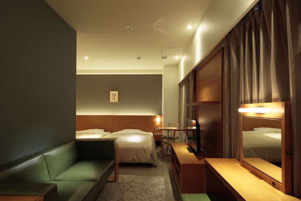 Candeo Hotels Chino 51/60