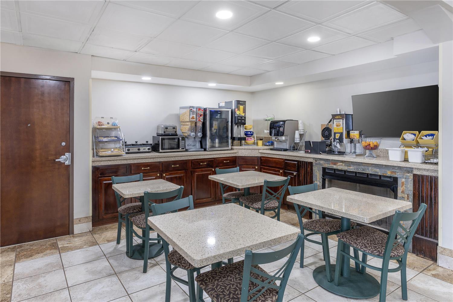 SureStay Hotel by Best Western Morganton 7/8