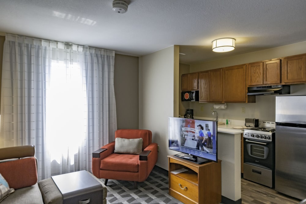 TownePlace Suites Cleveland Streetsboro 18/33