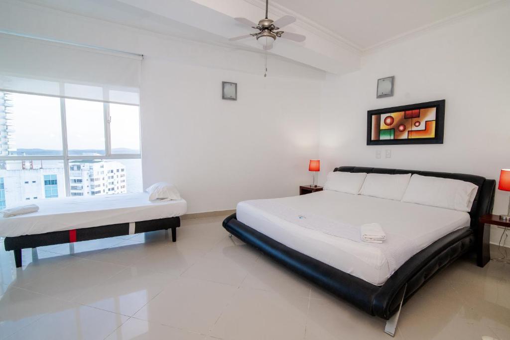 4 Rooms, Penthouse