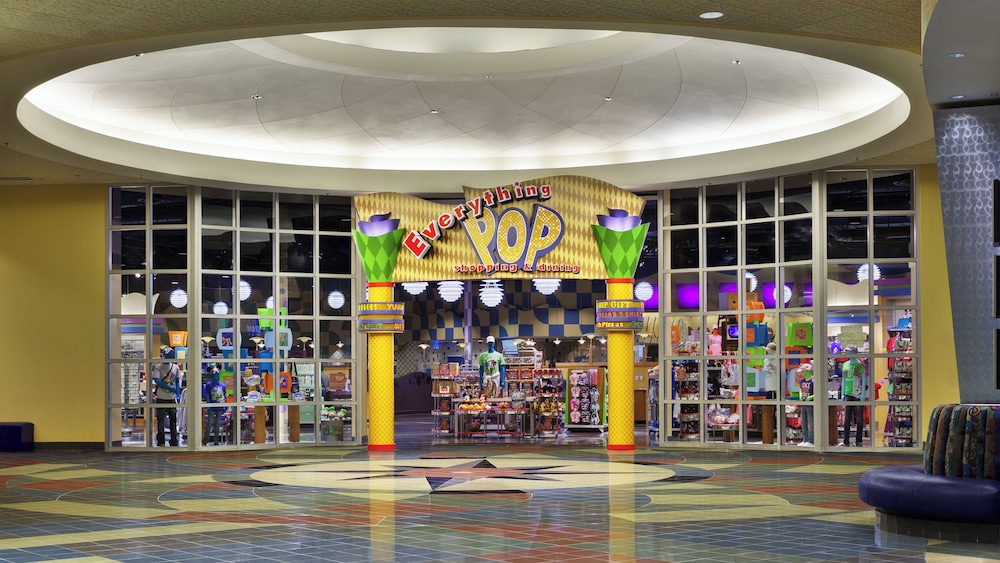Disneys Pop Century Resort 45/50