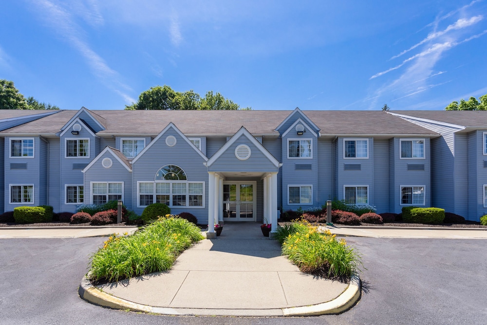Microtel Inn And Suites Bethel 1/28