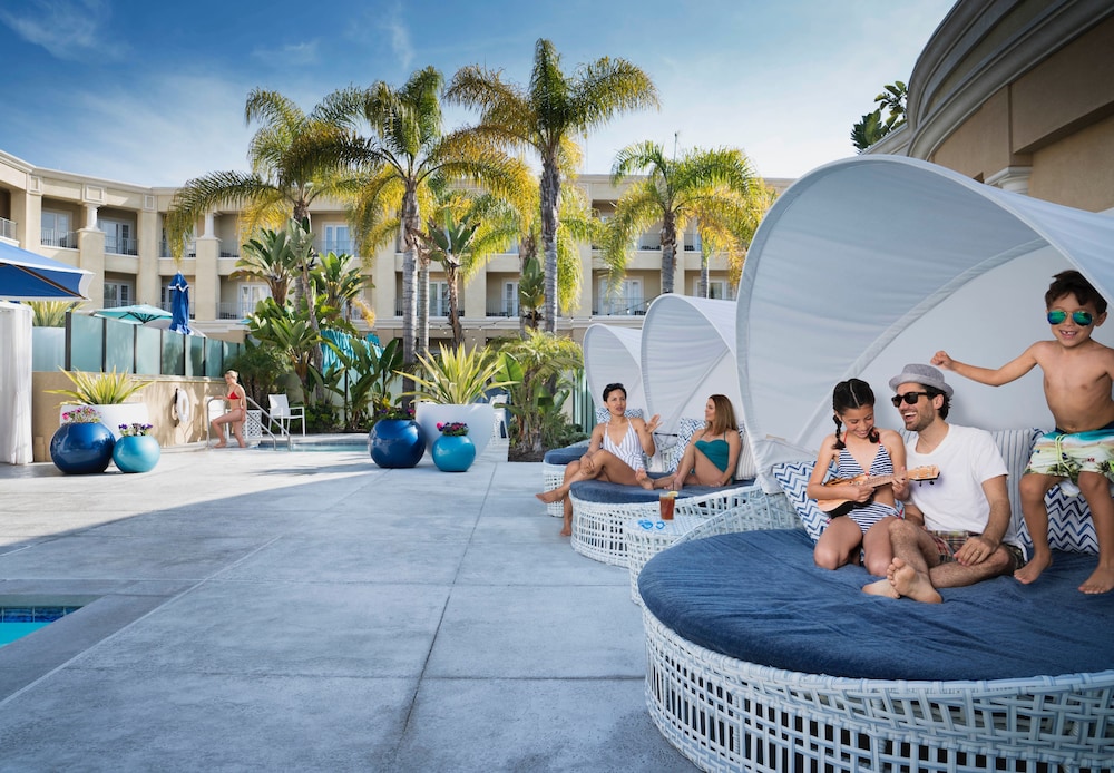 Balboa Bay Resort 61/71