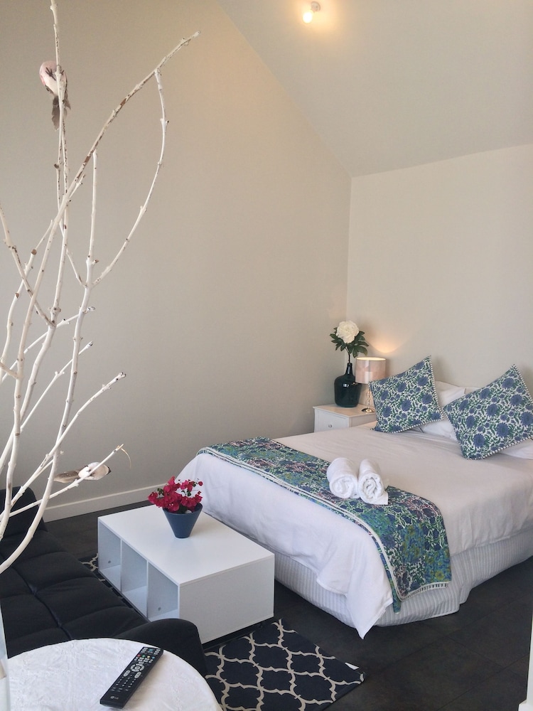 Ruby's Queenscliff 4/28