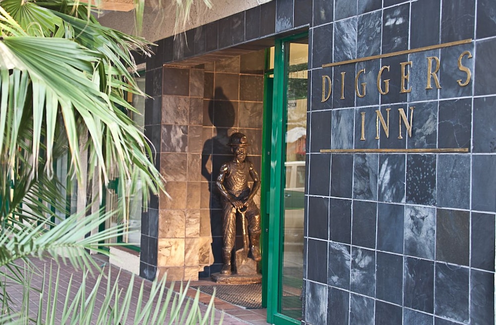 Digger Inn 32/34