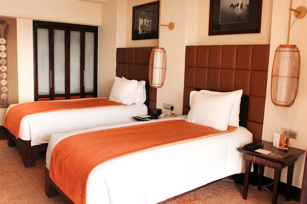 Intercontinental Hanoi Westlake 13/78